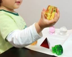 クリスタルカラーセラピーは子供でも参加できますでしょうか？という質問をいただきました。