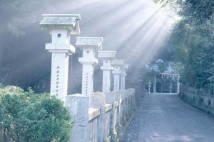 Ｈｅｒｂ・Ｒｏｏｍ　ｌｅａｆイベント出店ワンネス祭Ⅲ in 大水上神社朝の風景