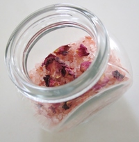 Ｈｅｒｂ・Ｒｏｏｍ　ｌｅａｆ主宰松下　美穂【じゃらん限定】♪春限定♪桜ものづくり~桜の香り・色で石けんとバスソルトを作ろう！