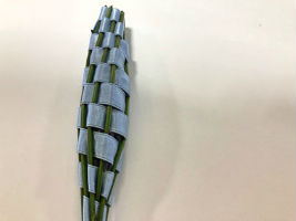 摘み取ったラベンダーはクラフトのラベンダー・バンドルズになりました