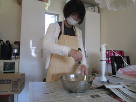 Ｈｅｒｂ・Ｒｏｏｍ　ｌｅａｆ主宰松下美穂ＨＳＡハンドメイド石けんジュニアソーパー養成スクール講師デモンストレーション