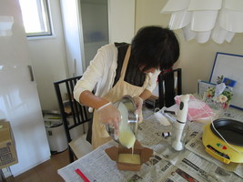 Ｈｅｒｂ・Ｒｏｏｍ　ｌｅａｆ主宰松下美穂ＨＳＡハンドメイド石けんジュニアソーパー養成スクール講師デモンストレーション