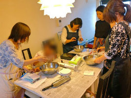 Ｈｅｒｂ・Ｒｏｏｍ　ｌｅａｆ×aromahrefコラボレッスン石けんづくり
