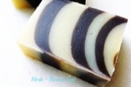 Herb・Room leaf主宰松下 美穂バレンタイン石けん